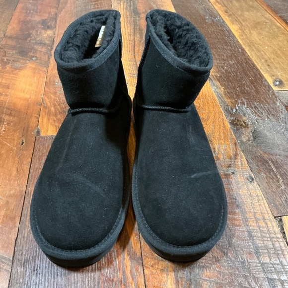 Koolaburra by UGG Classic Short Black Suede Shearling Boots Women’s Size 9 Winte - Picture 3 of 8